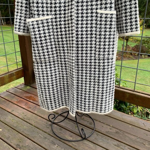 NWT Cyrus Women's size XL Black & White Herringbone Open Front Cardigan Coat - Picture 6 of 12